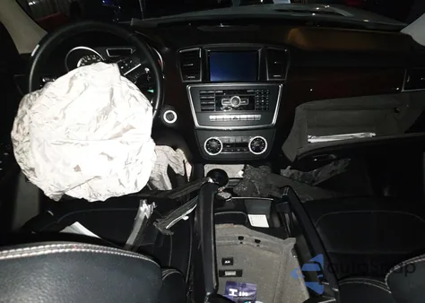 2014 Mercedes-Benz Ml 350 z USA, uszkodzony, nr VIN 4JGDA5JB4EA350658